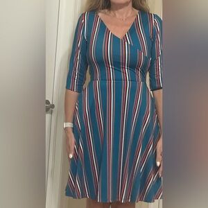Betabrand reversible dress size small.